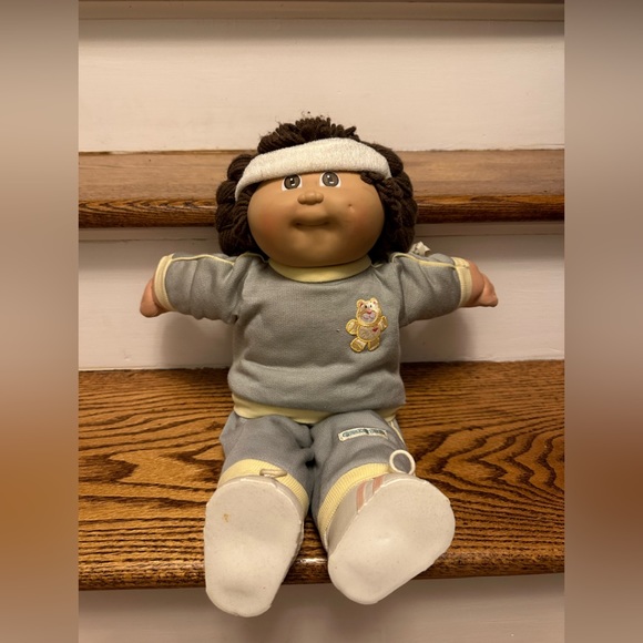 1978 1982 XAVIER ROBERTS CABBAGE PATCH DOLL Brown Hair...